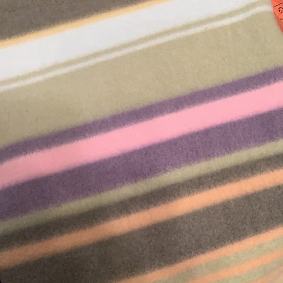 Old Navy striped fleece scarf - Picture 4 of 7